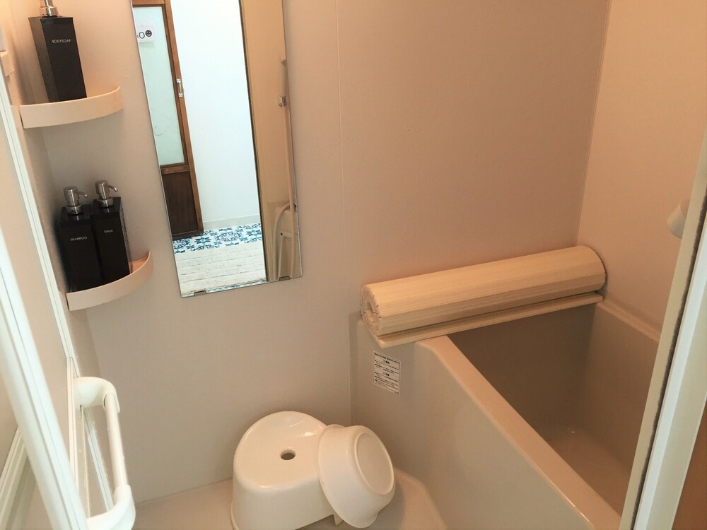 Book Tabetoma Nijo Castle Hostel In Kyoto Hotels Com