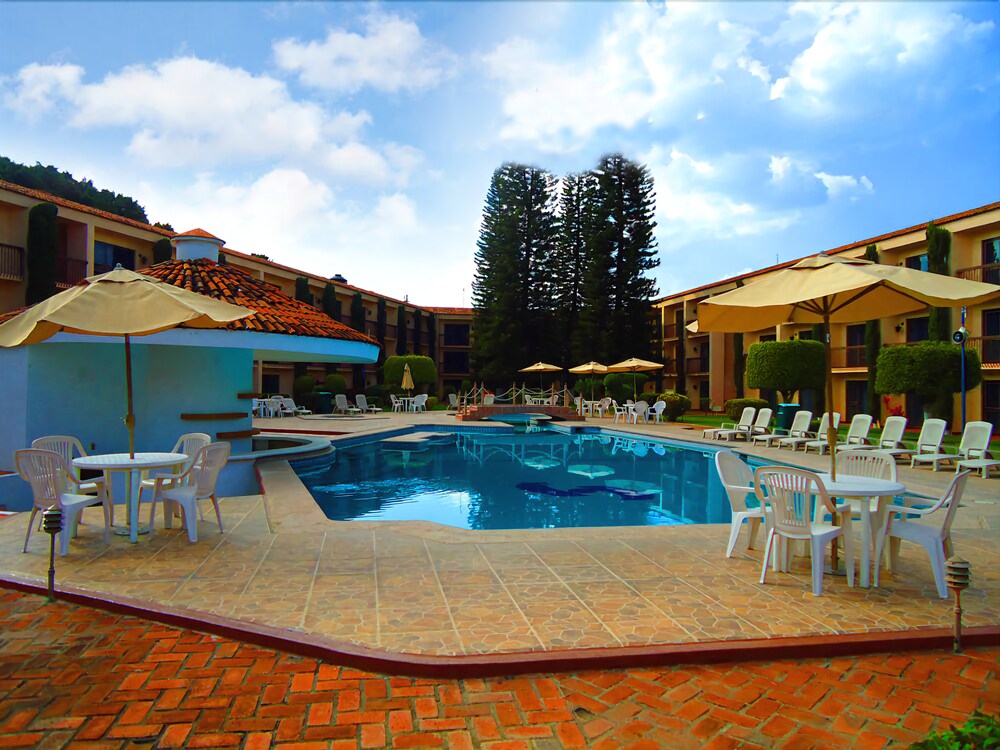 Book Hotel Jericó In Zamora Hotels Hotel Jericó Zamora Outdoor Pool