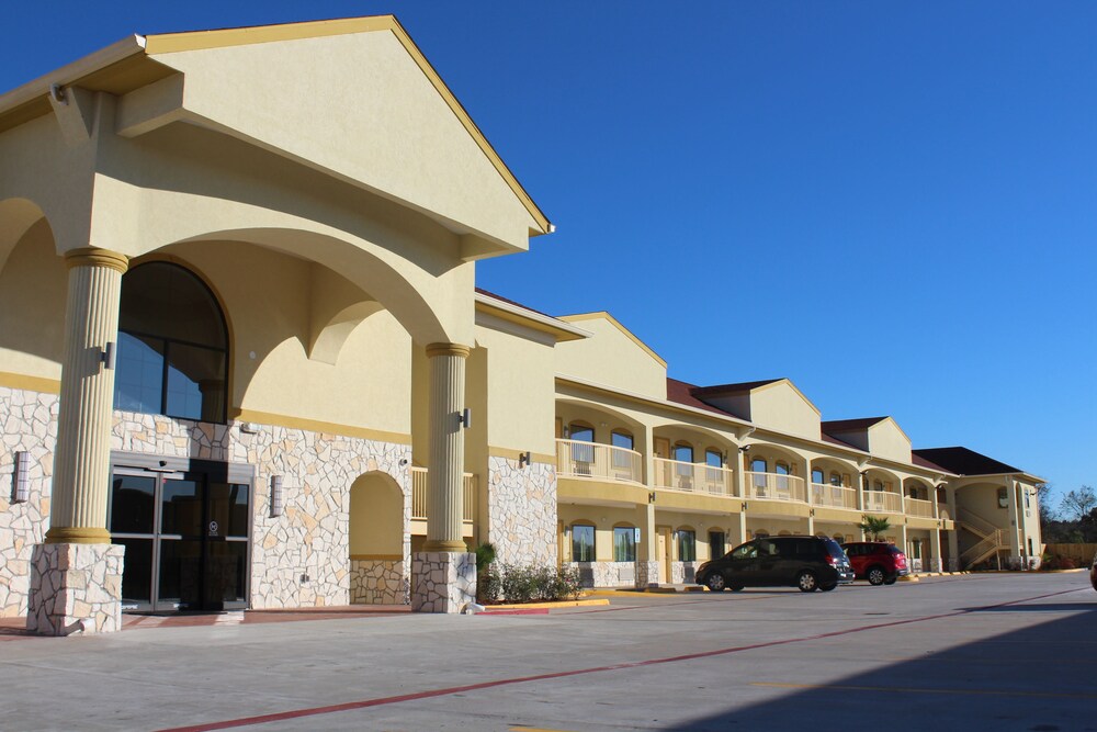 Book Express Inn Suites In Humble Hotels Express Inn Suites Humble