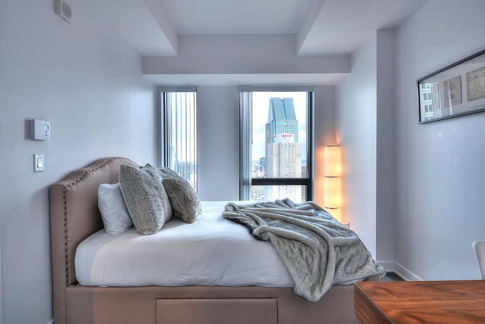High End Condo Downtown In Montreal Book On Hotels Com High End Condo Downtown Montreal