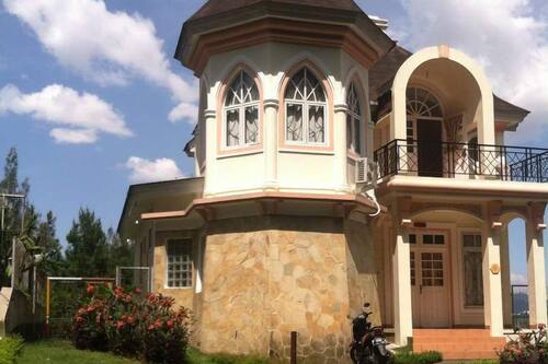 احجز فيلا كوتا بونا فينسا في كيباناس قارن أسعار الفنادق في كيباناس