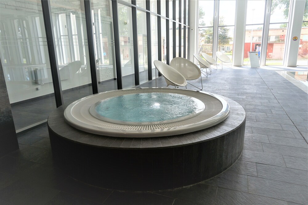 Mieszko Ii Uzdrowisko Kamien Pomorski In Kamien Pomorski Hotels Com