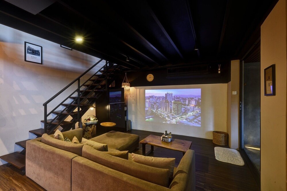 28 The Loft Tainan Updated Price Reviews Hd Photos Hotels Com