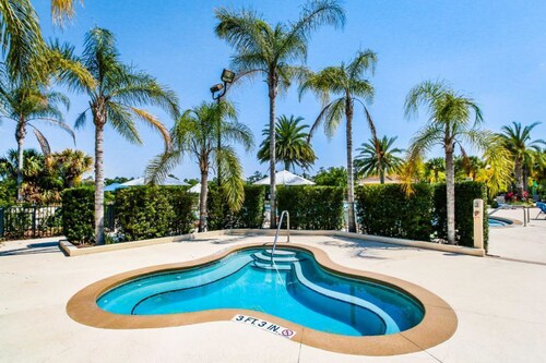 セレブレーション のバケーションホーム コンドミニアム 宿泊予約 最安値検索 格安予約 多数の宿泊施設のキャンセル無料 ホテルズドットコム