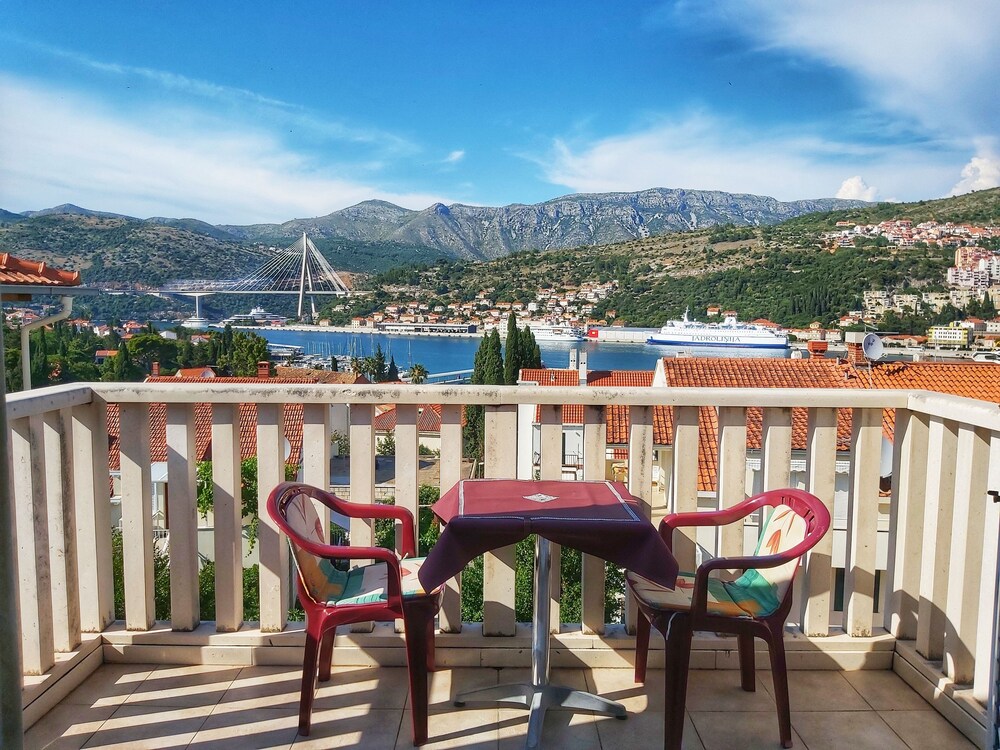 Book Adria Apartments In Dubrovnik Hotels Com