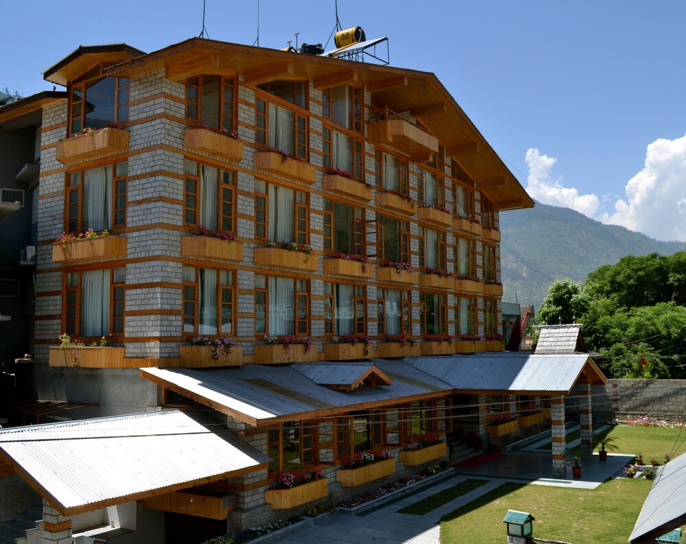 Book J Resorts In Kullu Hotels J Resorts Kullu