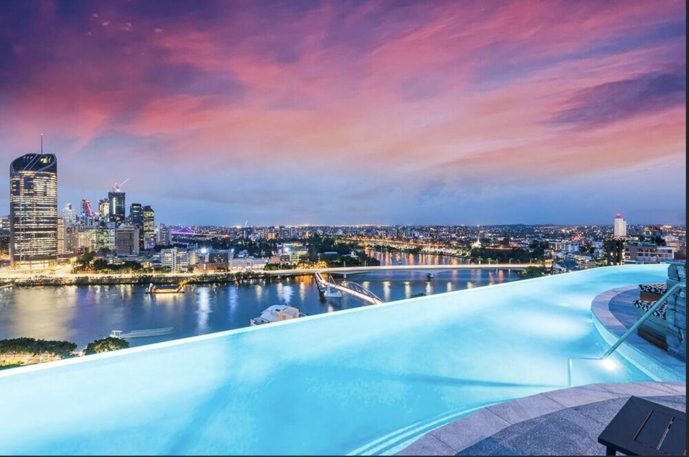 Homely Apartments in Southbank, Brisbane Book at