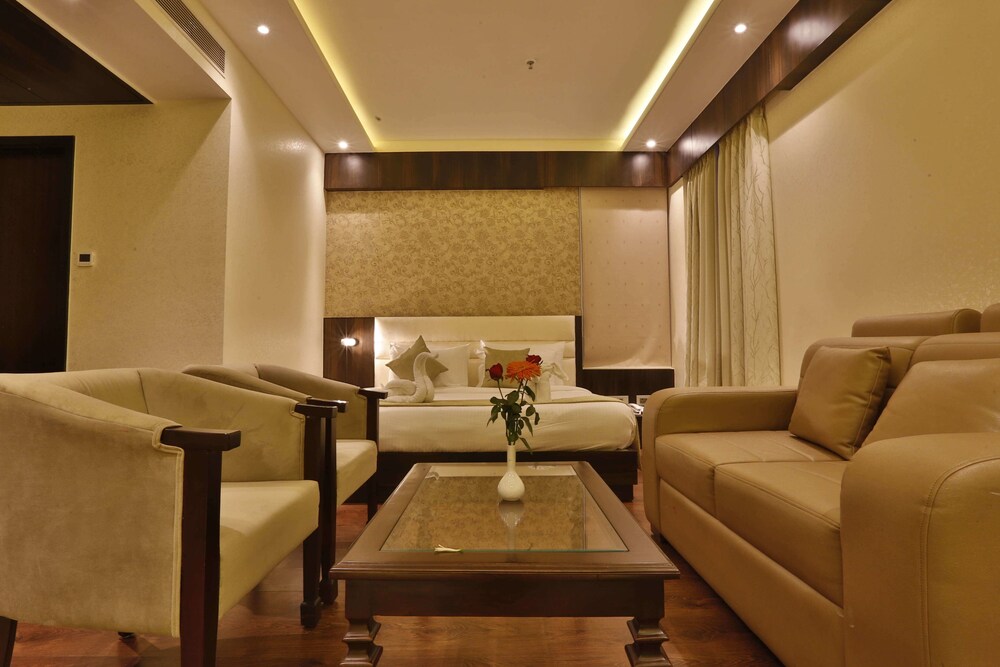 Hotel Ranbirs Lucknow India Lucknow Hotel Discounts Hotels Com Zakenhotels in lucknow op tripadvisor. hotel ranbirs lucknow india lucknow