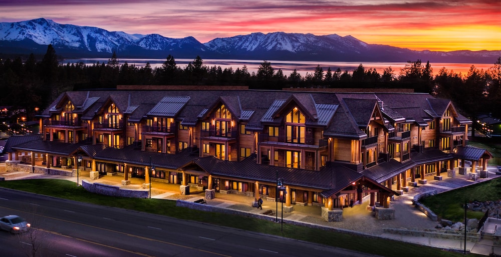 Book Zalanta Resort at the Village in South Lake Tahoe | Hotels.com