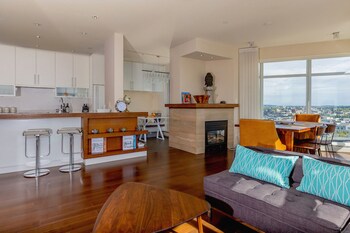 Top 10 Hotels In Yaletown Vancouver Bc