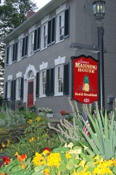 15 Closest Hotels To Wayne County Courthouse In Honesdale
