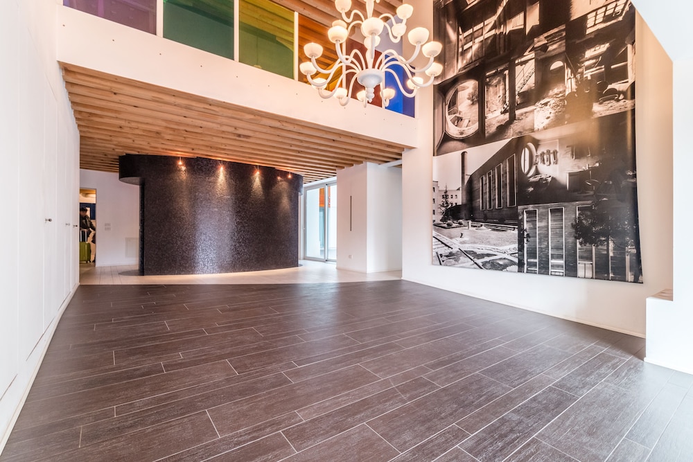 Book Mazzoni 10 Modern Flat In Venice Hotels Mazzoni 10 Modern Flat Venice