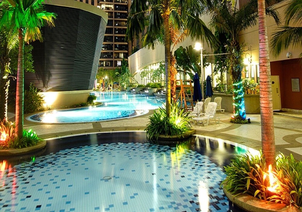 时代广场瑞克斯皇宫酒店