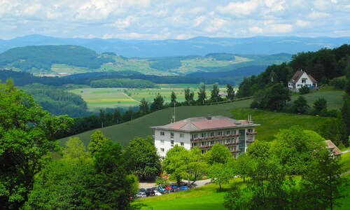 15 closest hotels to olten station in olten hotels com