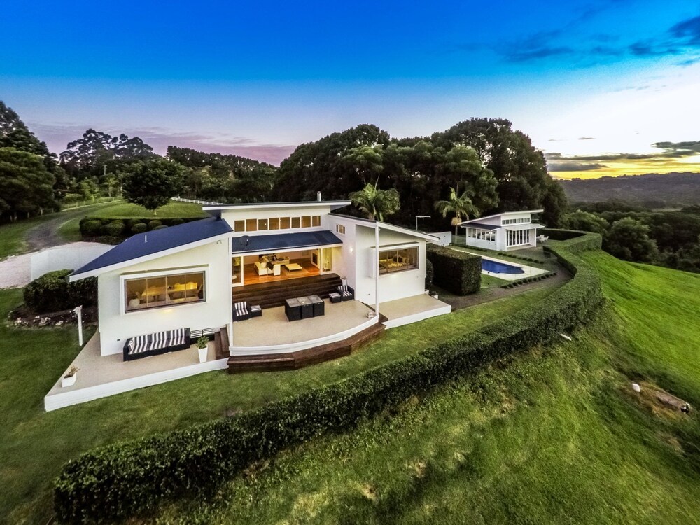 Book Byron S Brae A Place You Ll Never Want To Leave In Possum Byron S Brae A Place You Ll Never Want To Leave Possum Creek