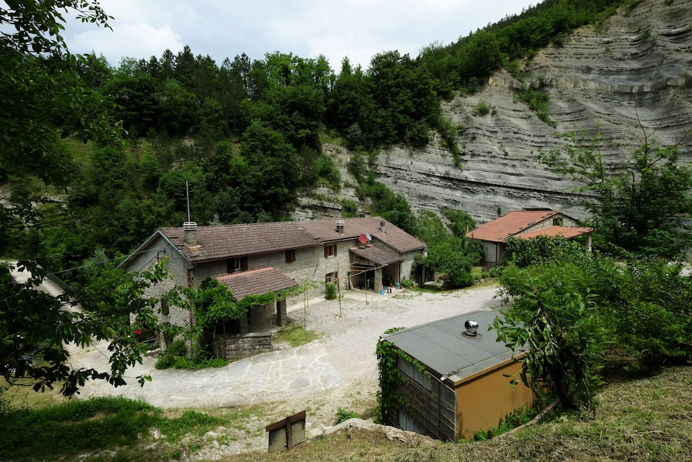 Mulino di Culmolle (Bagno di Romagna, Italy), Bagno di Romagna ... Mulino di Culmolle (Bagno di Romagna, Italy), Bagno di Romagna ...
