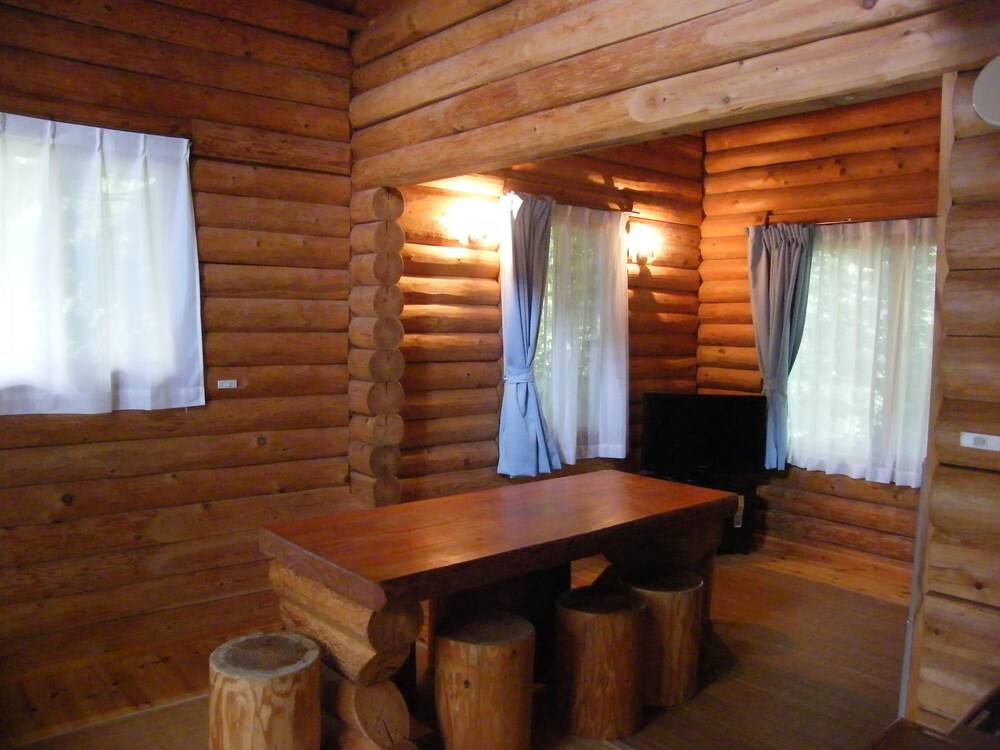 軽井沢サニーヴィレッジ 軽井沢 の宿泊予約 ホテルズドットコム