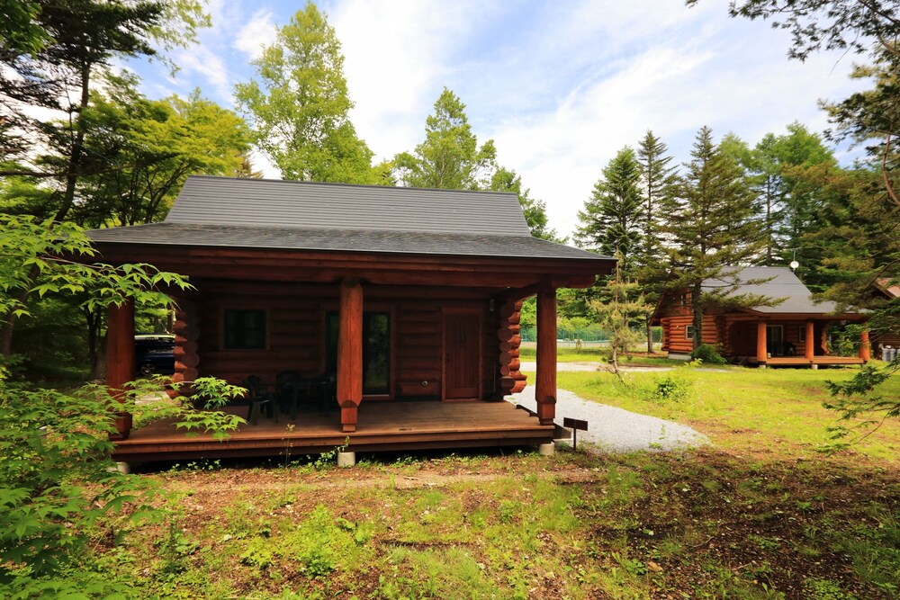 軽井沢サニーヴィレッジ 軽井沢 の宿泊予約 ホテルズドットコム