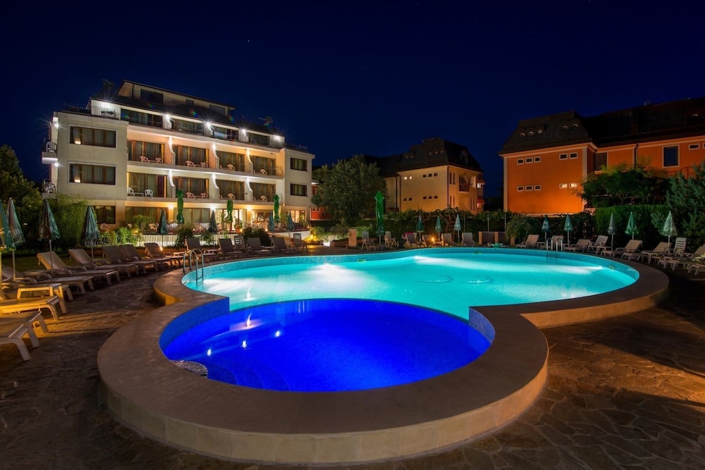 Book Atlant Hotel In Varna Hotels Atlant Hotel Varna