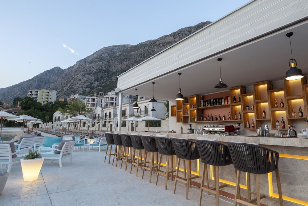 Allure Palazzi Kotor Bay Info Photos Reviews Book At Allure Palazzi Kotor Bay Beach