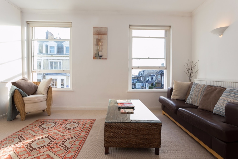 Book 1 Bedroom Apartment in Notting Hill Accommodates 2 in London ... Book 1 Bedroom Apartment in Notting Hill Accommodates 2 in London ...