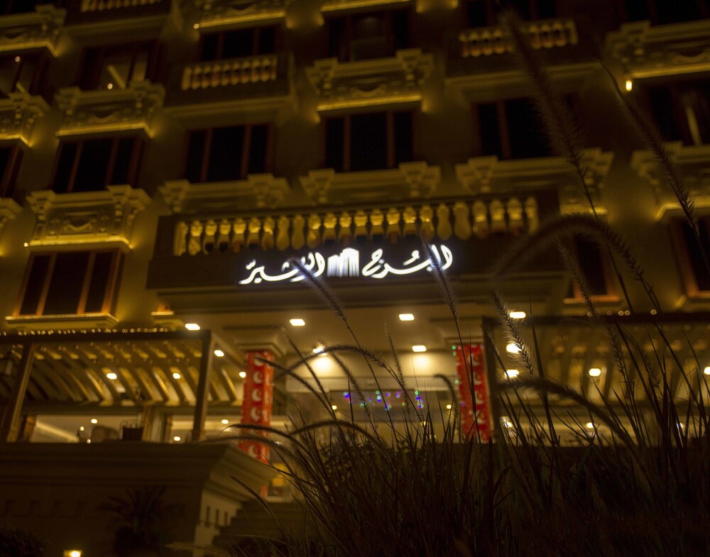 احجز البرج الوثير في جازان قارن أسعار الفنادق في جازان