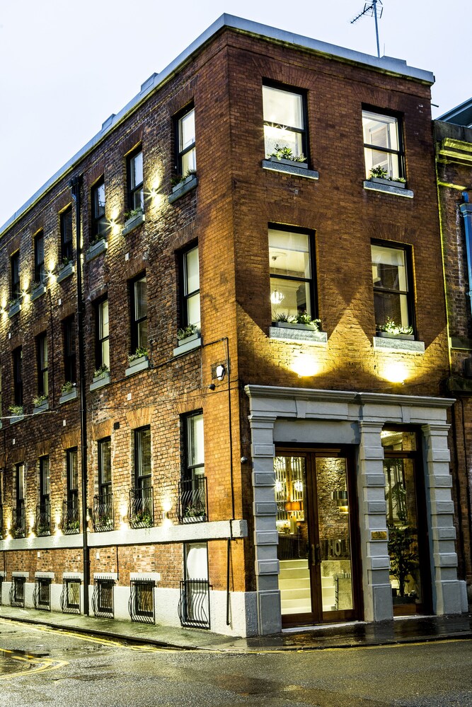 Book The Cow Hollow Hotel In Manchester Hotels The Cow Hollow Hotel Manchester