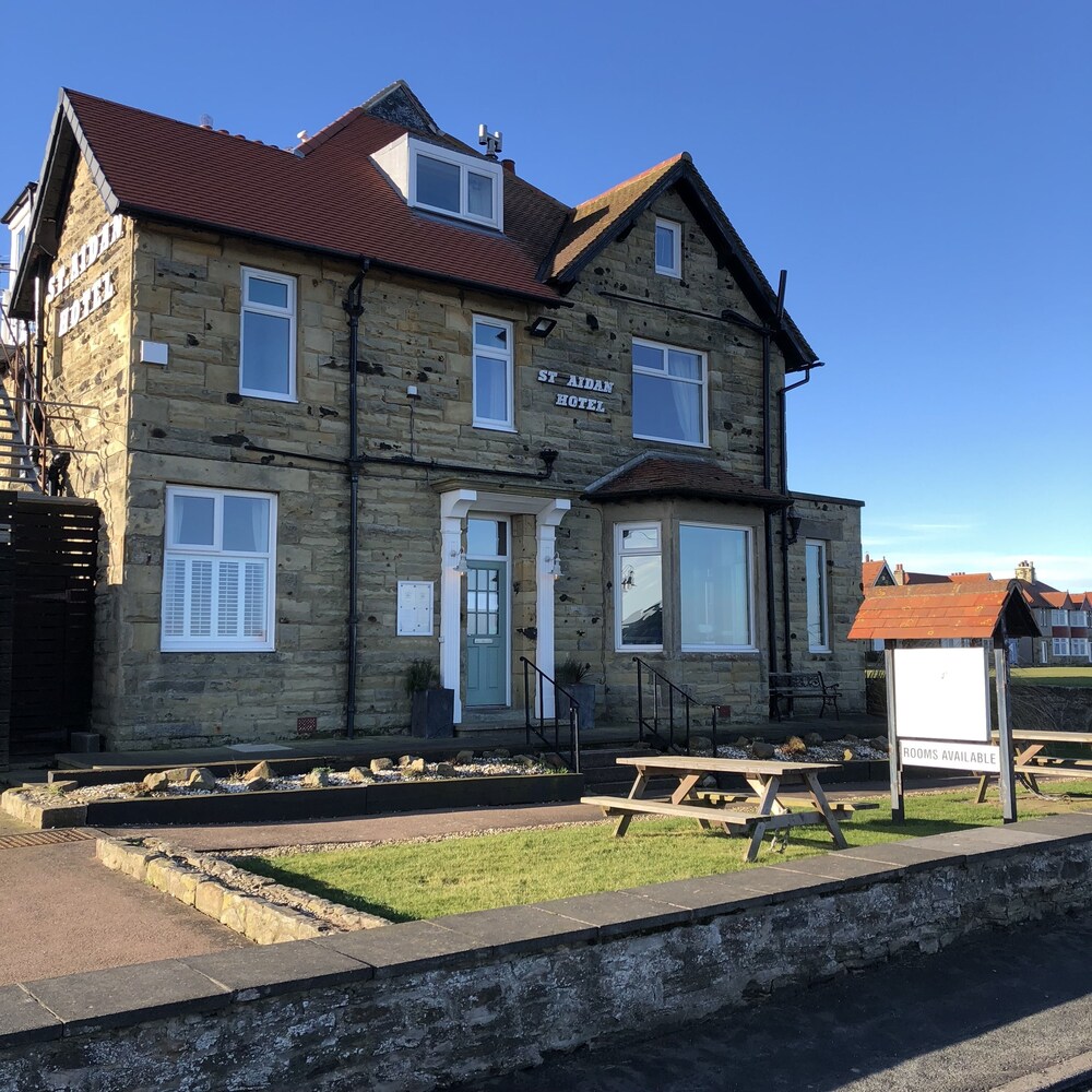 St Aidan Hotel Bistro Seahouses Info Photos Reviews Book At St Aidan Hotel Bistro Seahouses