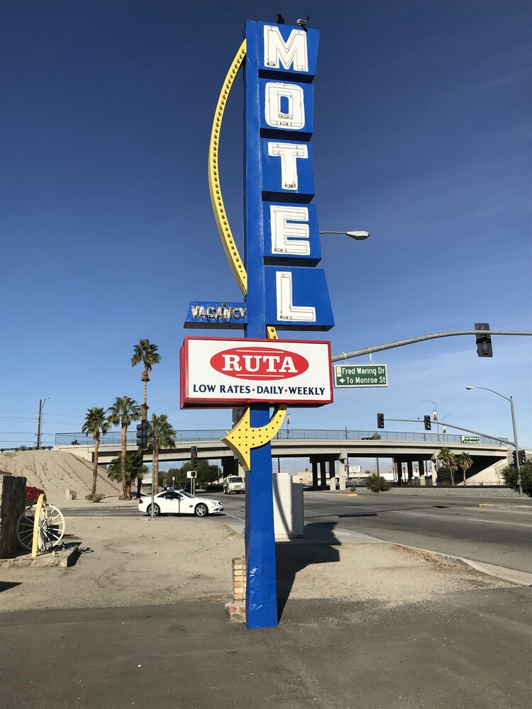 Book Ruta Motel In Indio Hotels Ruta Motel Indio