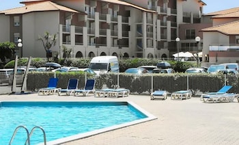 Picture of Cute Apartment for Four in the Scenic Coastal Town of Anglet, With Modern Equipment and Balcony in Anglet