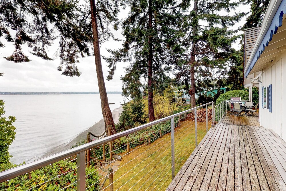 Book Port Ludlow Paradise Apartment 1 In Hotels Port Ludlow Paradise Apartment 1 Terrace Patio