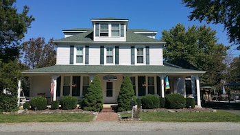 Top 10 Hotels In Montross Virginia