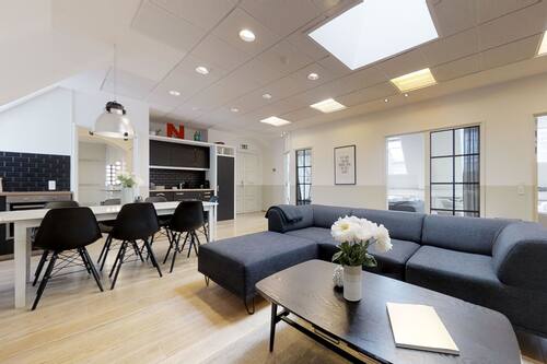 احجز هيودج 5 بد رومز 2 باث رومز هوم إن سنتر في كوبنهاجن قارن أسعار الفنادق في كوبنهاجن