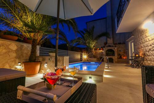 Apartments Capitis In The Centre Hvar Hotels Com Apartments Capitis In The Centre Hvar Hotels Com