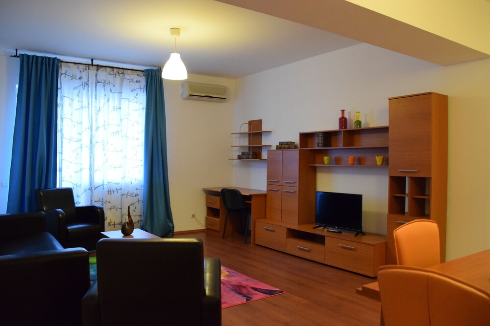 Book West Gate Studios In Bucharest Hotels Com