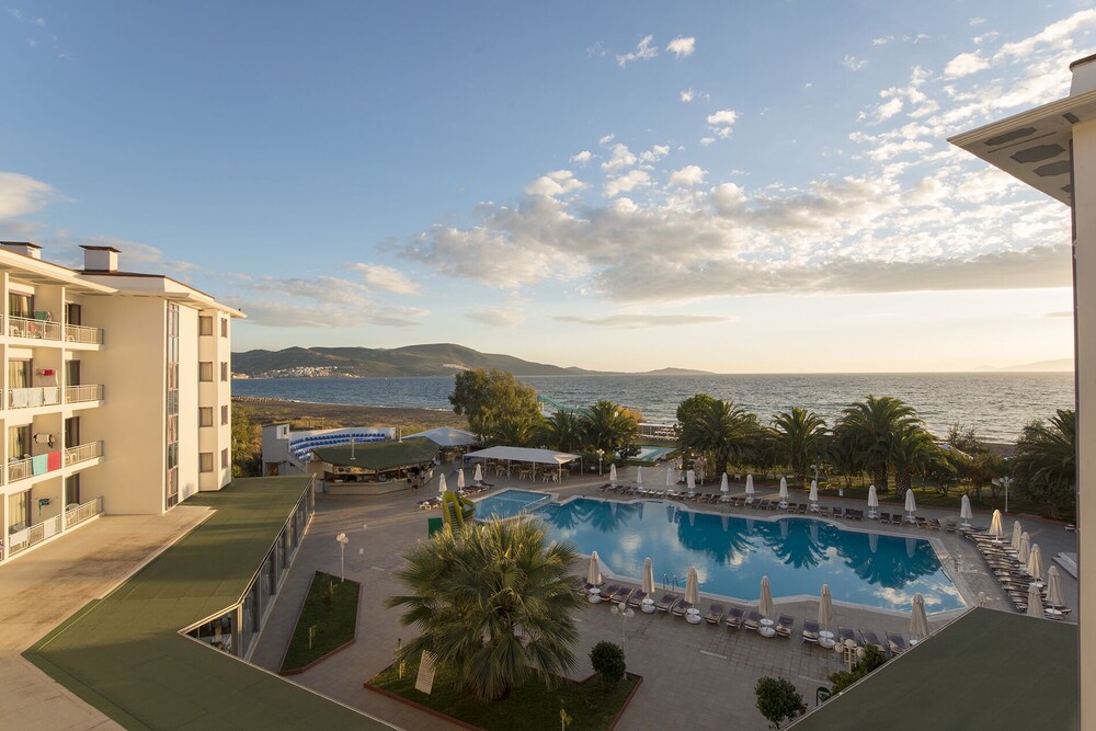 Le Monde Beach Resort Spa Dikili Turquia Hoteles En Dikili Hoteles Com