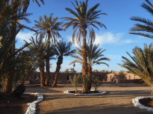 Carrefour Des Nomades M Hamid El Ghizlane Hotels Com