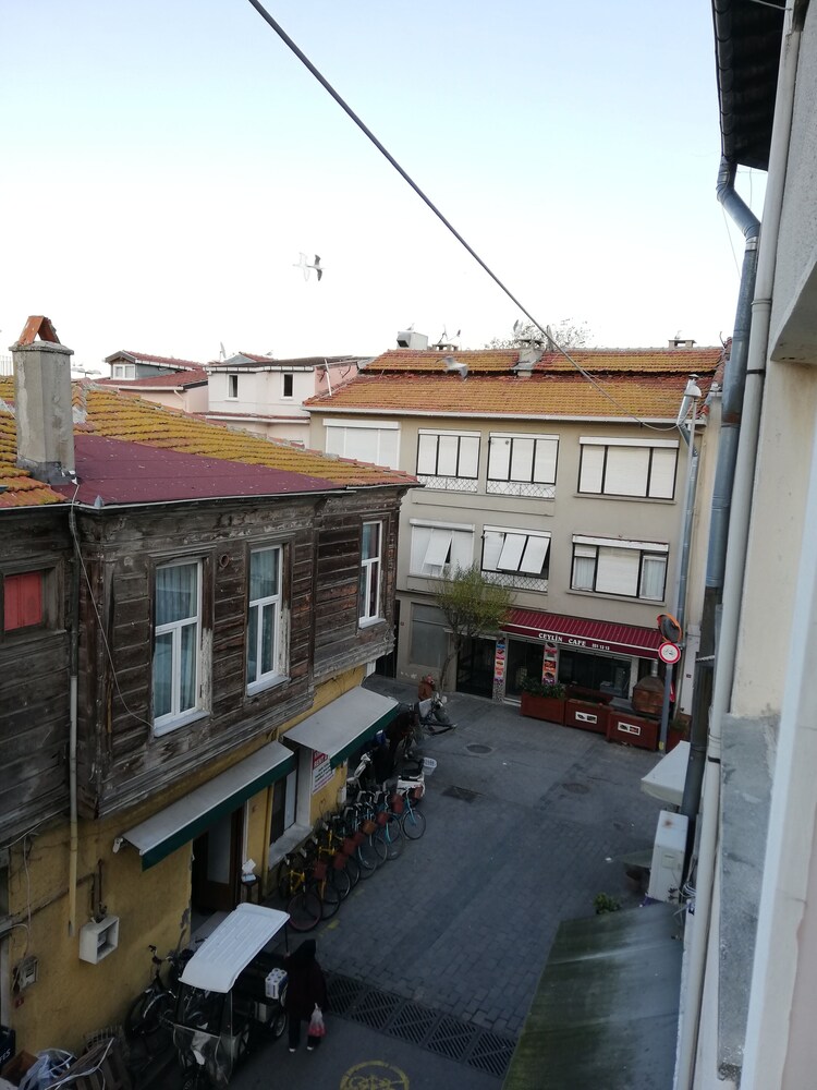 Selanikli Pansiyon Heybeliada Adalar Hotels Com