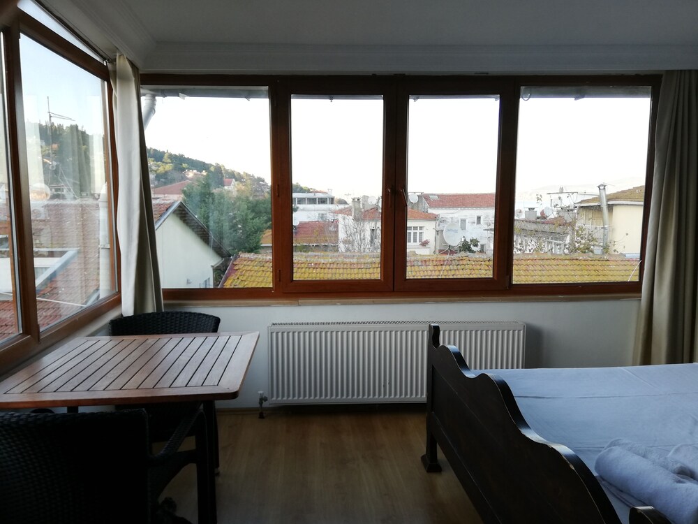 Selanikli Pansiyon Heybeliada Adalar Hotels Com