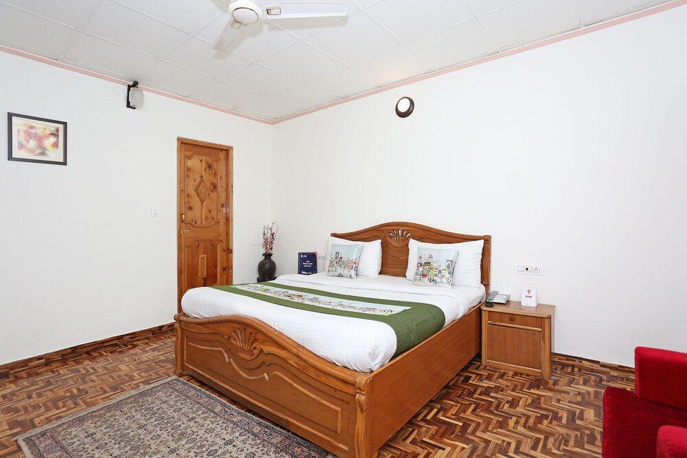 Hotels Deals S For Hotel Reservations From Luxury Oyo 7138 Acharya Cottage Kullu