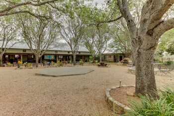 Top 10 Hotels In Luckenbach Texas