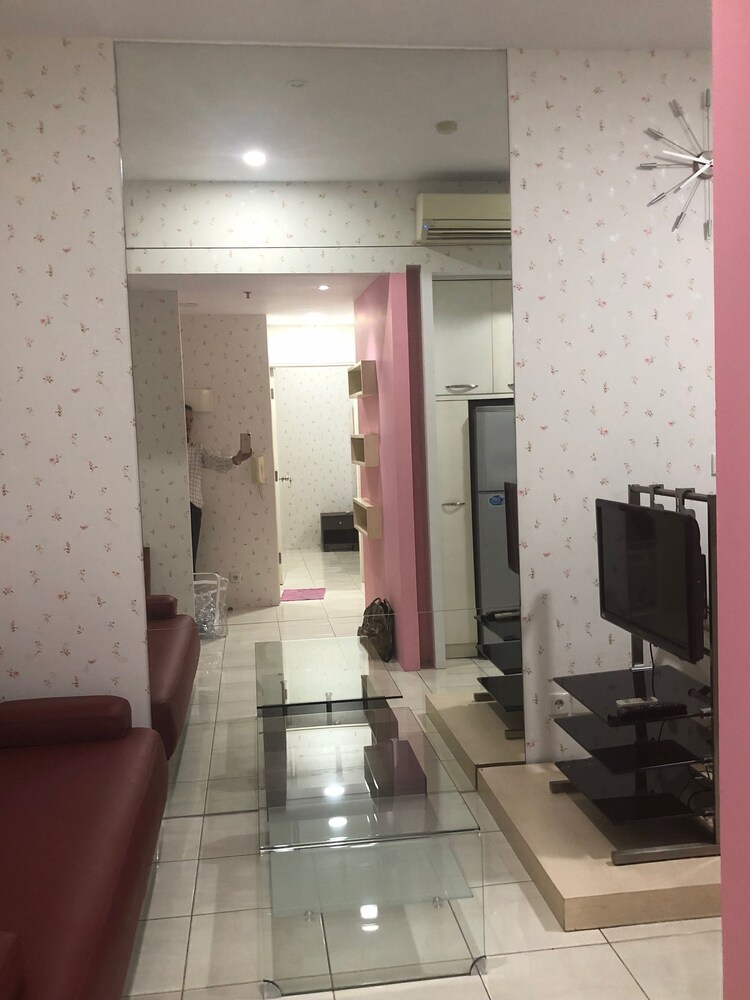 Book Sudirman Park Apartment By Merry In Jakarta Hotels Com