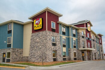 Top 10 Hotels In Davenport From 42 Night