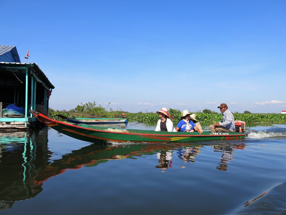 Phocea Cruise Phnom Penh To Siem Reap 1 Way On Tuesday Phnom Penh Cambodia Phnom Penh Hotel Discounts Hotels Com