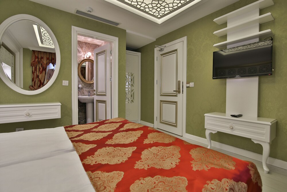Queens Land Istanbul In Book On Hotels Queens Land Istanbul Single Room Guest