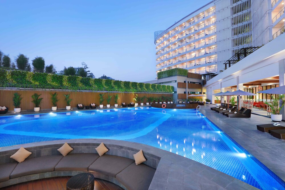 The Alana Hotel And Conference Sentul City By Aston Bogor Info Photos Reviews Book At Hotels Com
