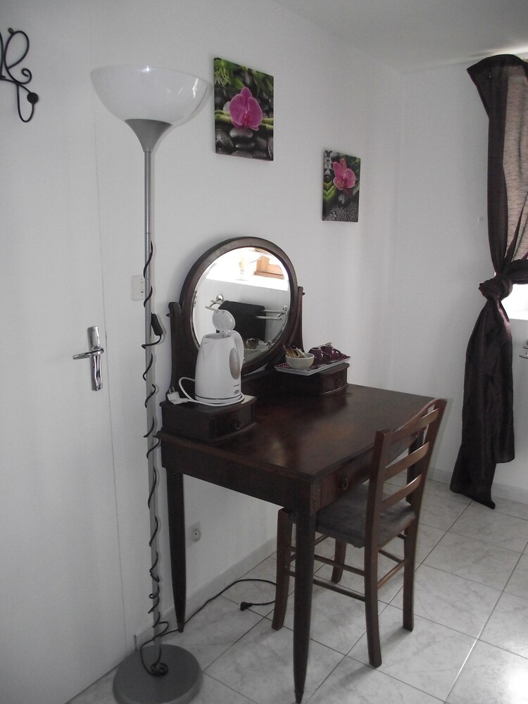 O Paradis Rullac Saint Cirq Hotels Com