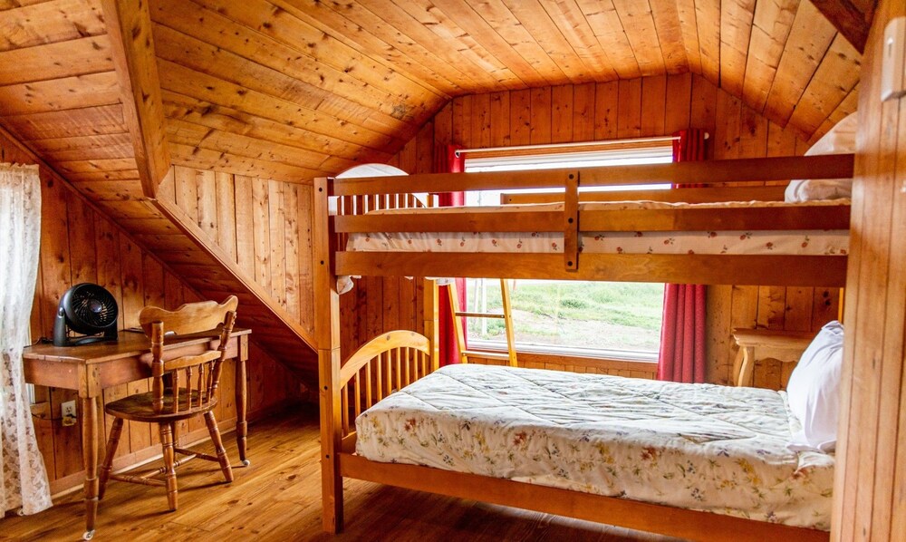 Camp De Base Gaspesie Perce Hotels Com