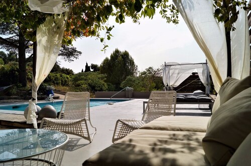 Top Hotels With Free Breakfast In Cassis France Hotels Com