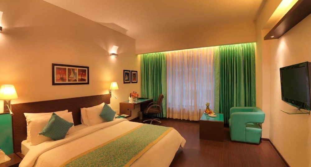 Book Hotel Sewa Grand Faridabad In Hotels Hotel Sewa Grand Faridabad Deluxe Room Smoking Guest